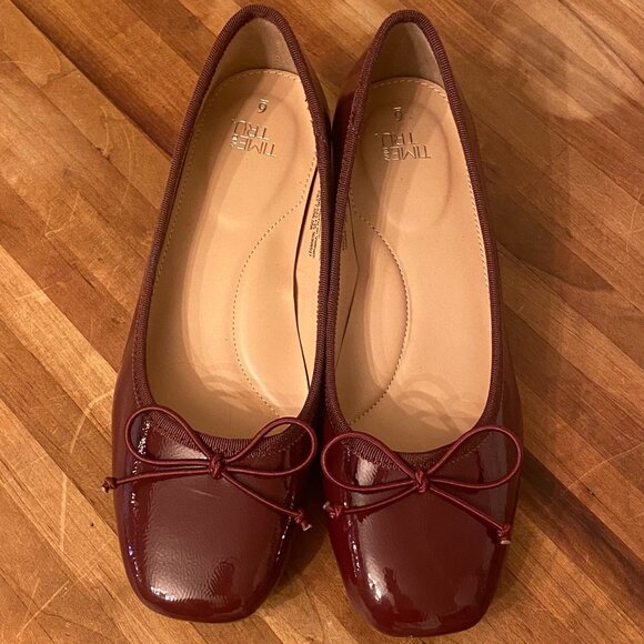 Women's Size 6 Burgundy Ballet Block Heel - Picture 5 of 9